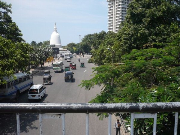 Colombo Hauptstrasse.jpg